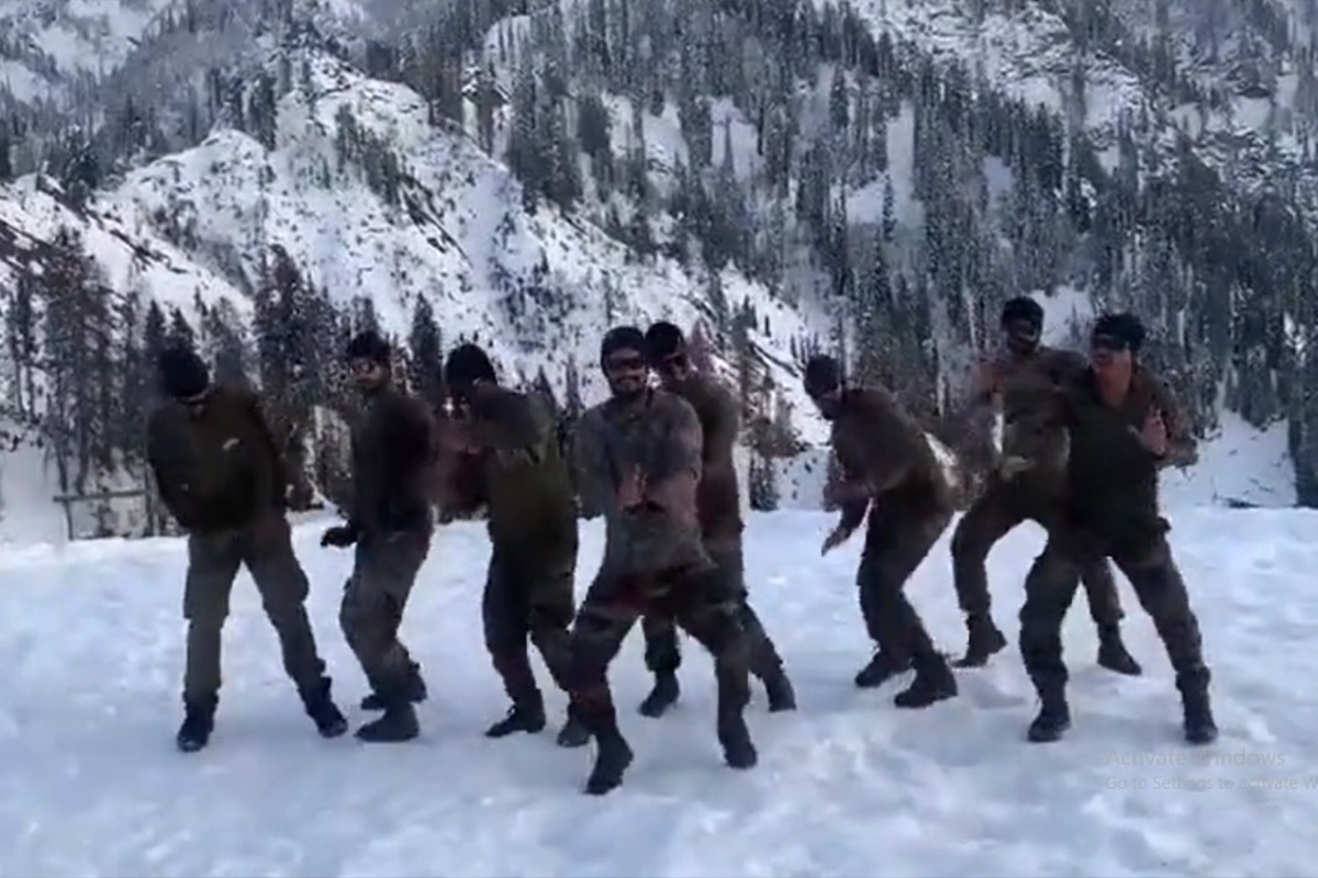 In the 44 seconds video the jawans are seen dancing in a supposedly choreographed group on the song of the 2016 film 'Baar Baar Dekho'. 