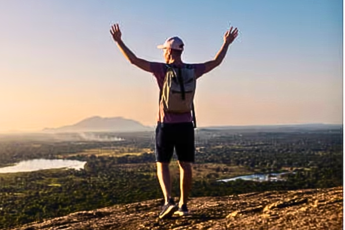 British Indian individual, who spent three years living in India, has sparked significant discussion online with a detailed critique of their experience.