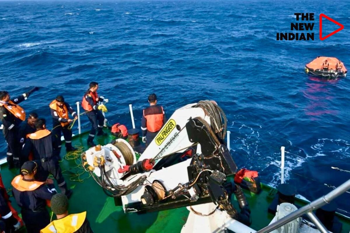 Indian Coast Guard, in coordination with Pakistan, rescues 9.