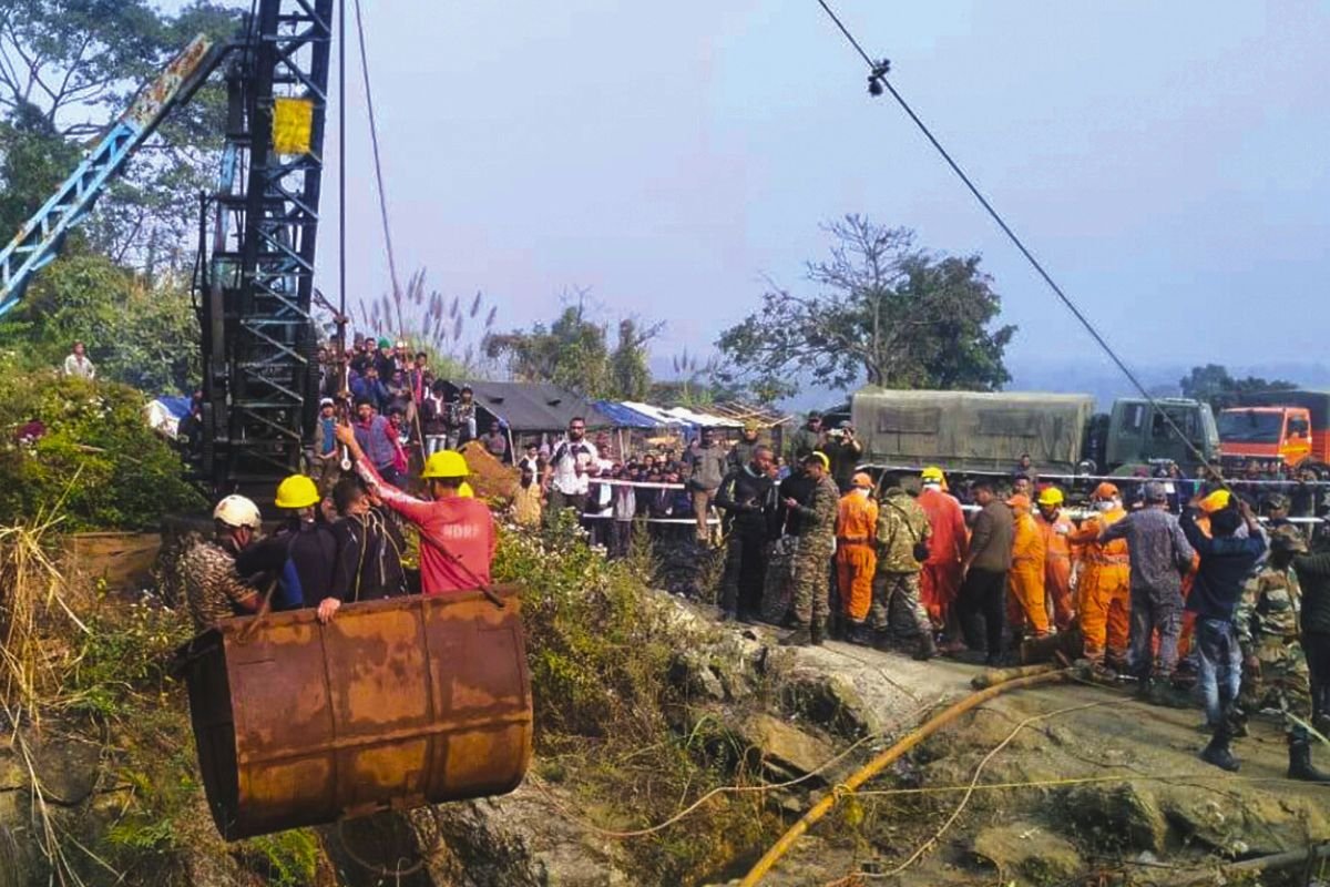 Assam coal mine tragedy: Death toll rises to 4, rescue efforts continue.