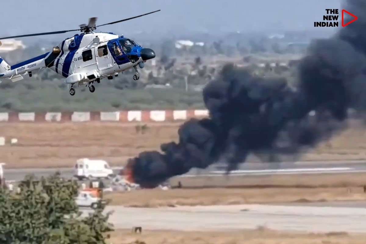 Indian Coast Guard ALH Dhruv helicopter crashes in Gujarat, 3 dead.