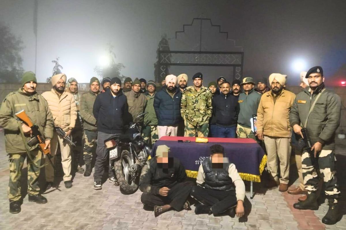BSF arrests two smugglers with 550g heroin in Gurdaspur.