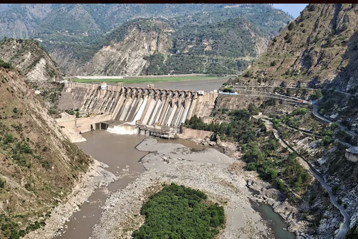 Chenab Runs Dry as Salal, Baglihar Gates Shut