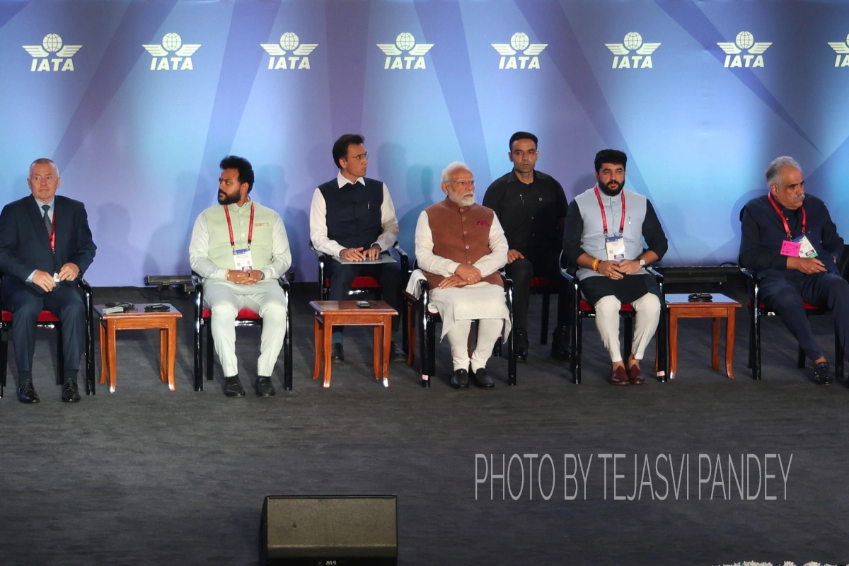 PM Modi and Union Civil Aviation Minister Kinjarapu Ram Mohan Naidu with global aviation leaders at the “India: Ready for Takeoff” summit.