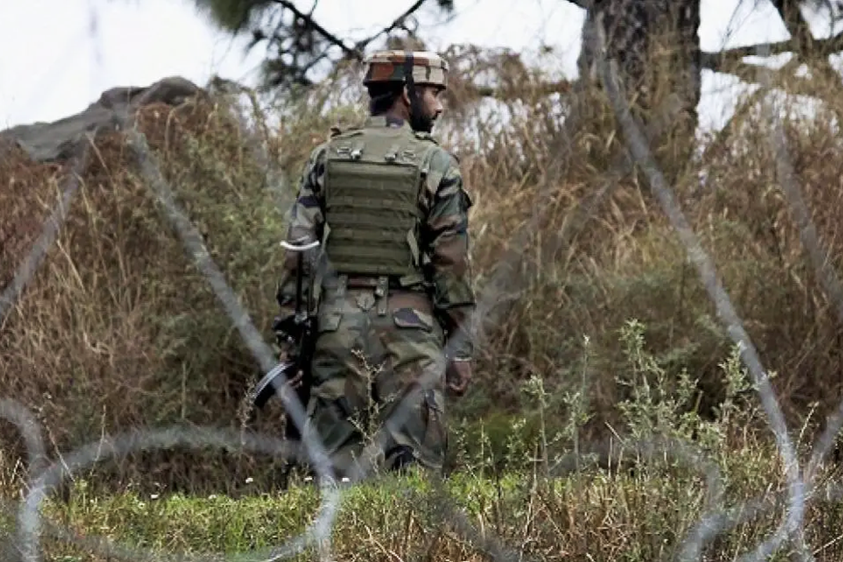 LoC Breach Foiled in Rajouri, Key Aide in Custody